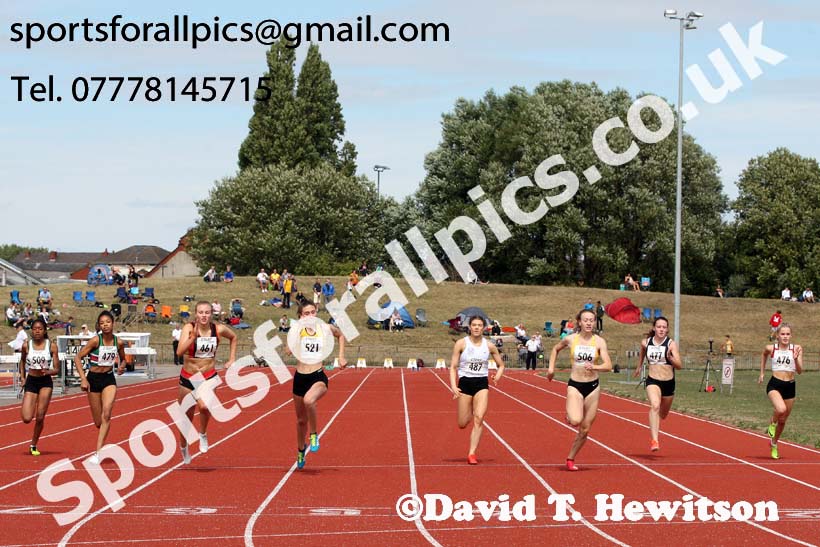 Womens under-17s 100 metres, 2018 Northern Under-17s/U-15s/U-13s Champs., Wavertree Athletics Centre, Liverpool. Photo: David T. Hewitson/Sports for All Pics